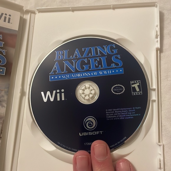Wii Blazing Angels Squadrons of WWII game, never used, great condition - Picture 4 of 5